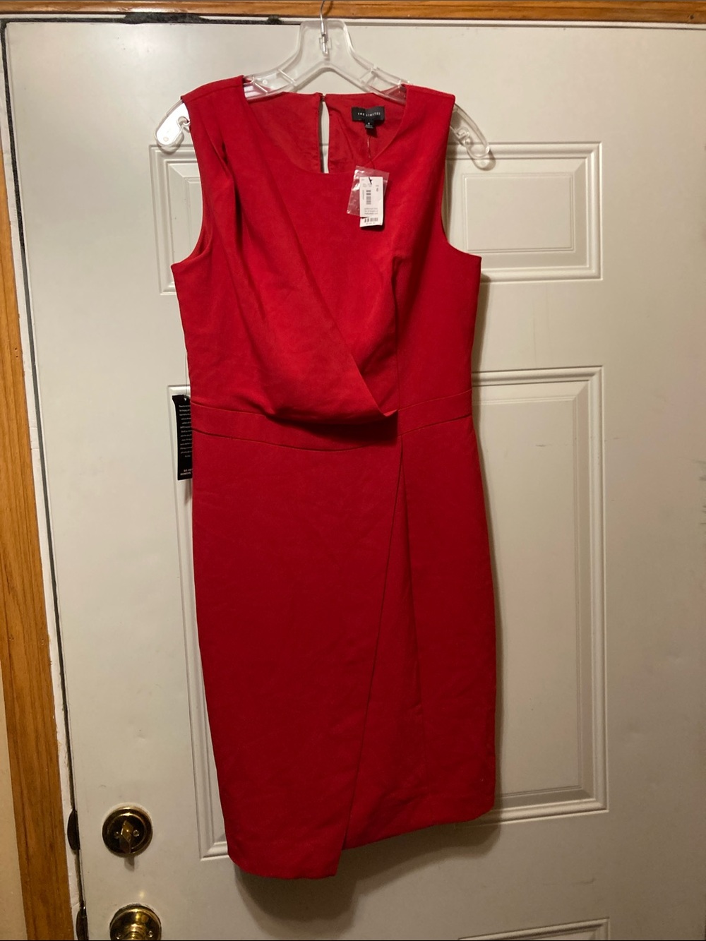 Sleeveless Red Sheath Dress -‎ Classic Women's Dress 8 NWT
